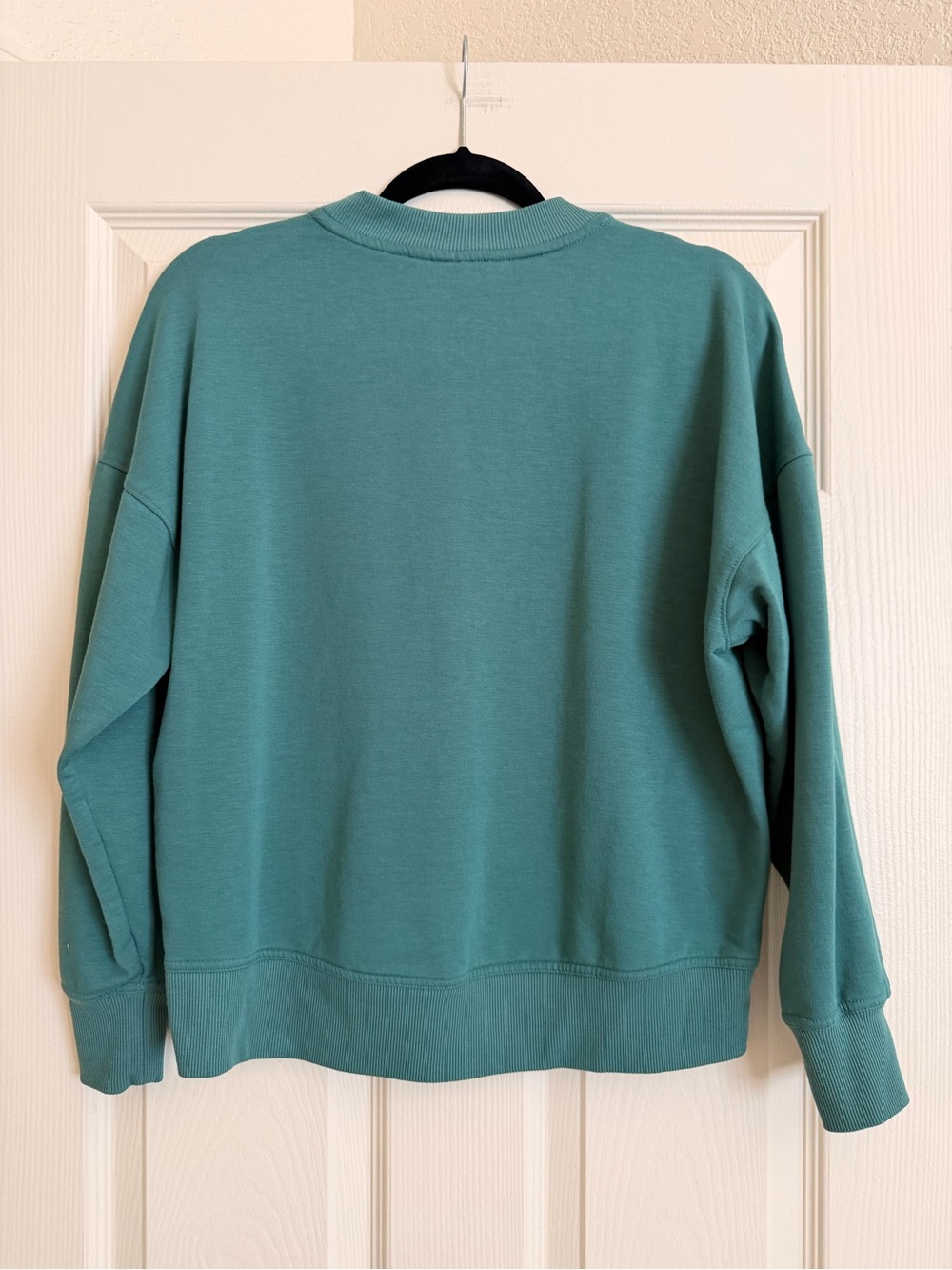 DSG Crewneck Sweatshirt Pullover Top Shirt Women’s Size XS Athletic - Picture 2 of 4